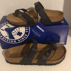 NWT Birkenstock’s | black Mayari